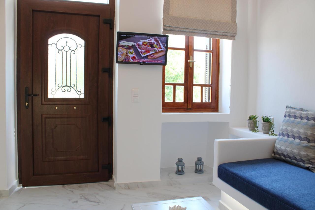 Plaka Philoxenia Apartments Extérieur photo