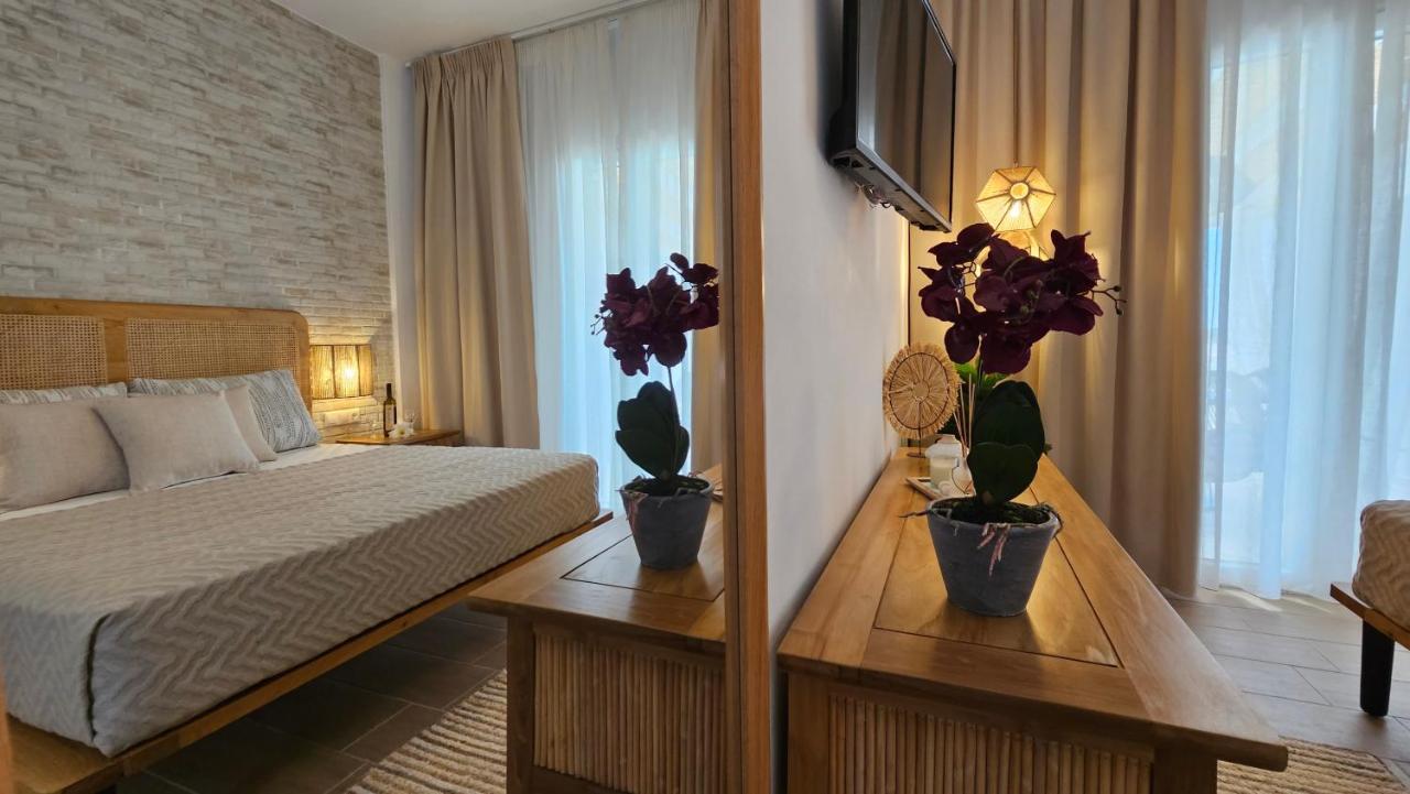 Plaka Philoxenia Apartments Extérieur photo