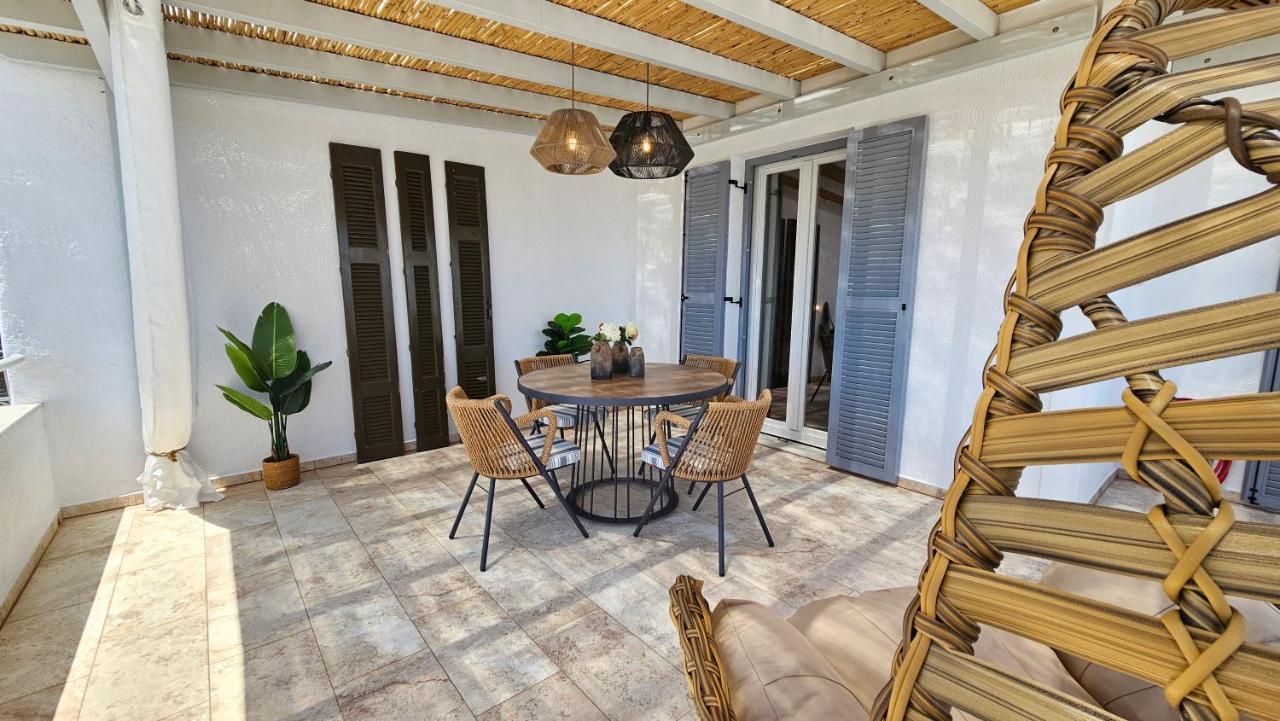 Plaka Philoxenia Apartments Extérieur photo